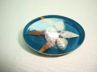 Vintage 1950s Large Quirky Sea Foam Green Lucite Shells Brooch 