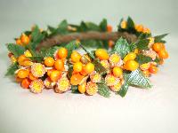 Vintage 50s Quirky Orange Berry Glass Bead & Green Garland Bracelet