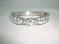 Vintage 80s Fabulous Diamante SilverTwist Style Hinged Bangle
