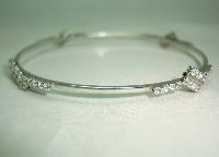 Vintage 80s Quality Sparkling Diamante Silvertone Bangle