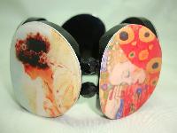 Vintage 70s Wide Ladies Faces Lucite Stretch Bracelet Unique and Chic