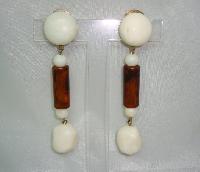 Vintage 40s Retro Cream & Amber Lucite Dangle Drop Clip On Earrings